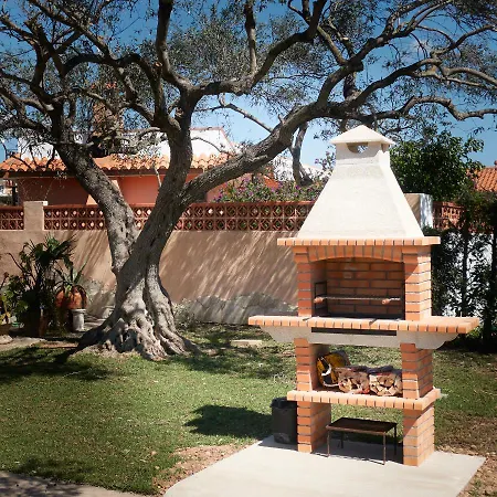 Holiday home With Great Pool Dog Friendly *