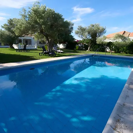 Ferienhaus With Great Garden And Pool *